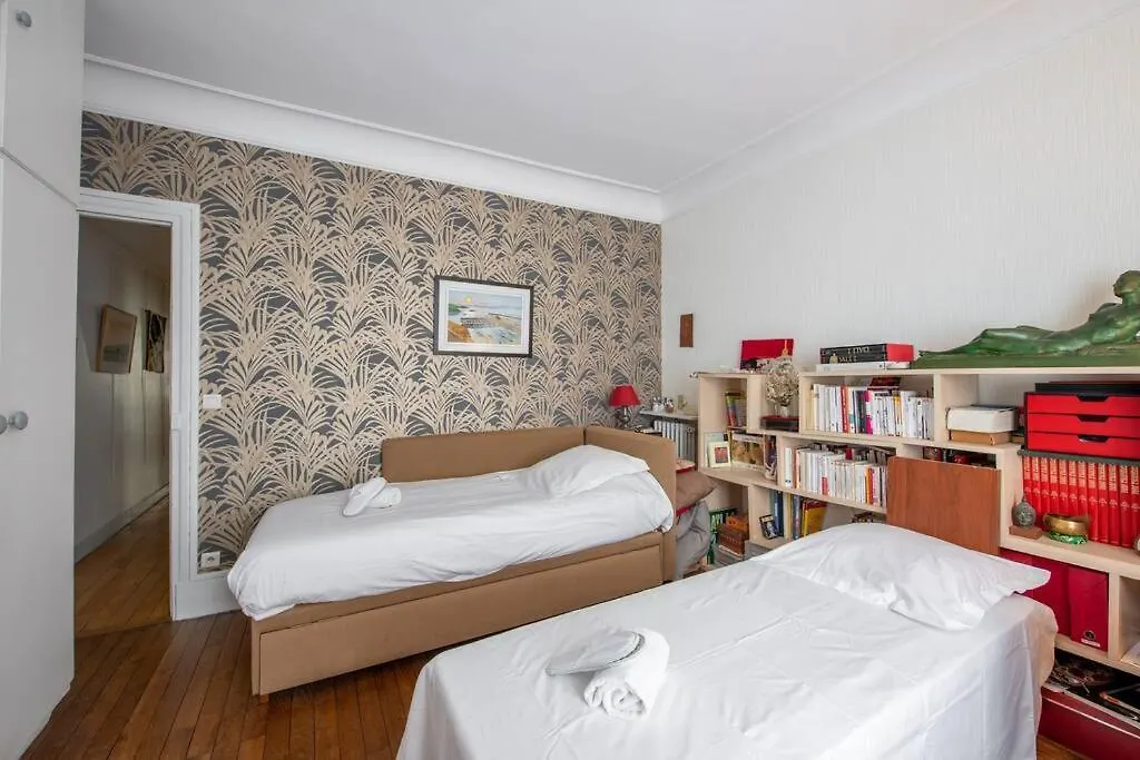Truffaut - Family Apartment In Batignolles Neighborhood Paris 0*,  France